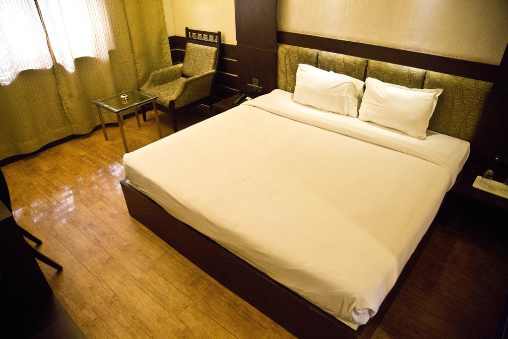 The Rajshahi Palace Hotel Indore Habitación foto